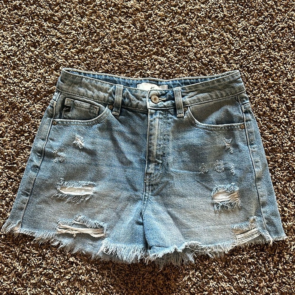 Kan can jean shorts